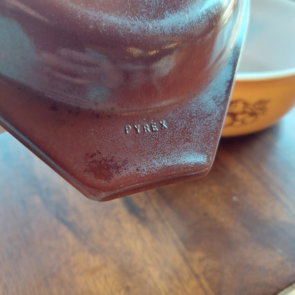 Vintage Pyrex 2.5 Qt 045 Old Orchard Harvest Casserole Covered With Brown Lid - Picture 4 of 7